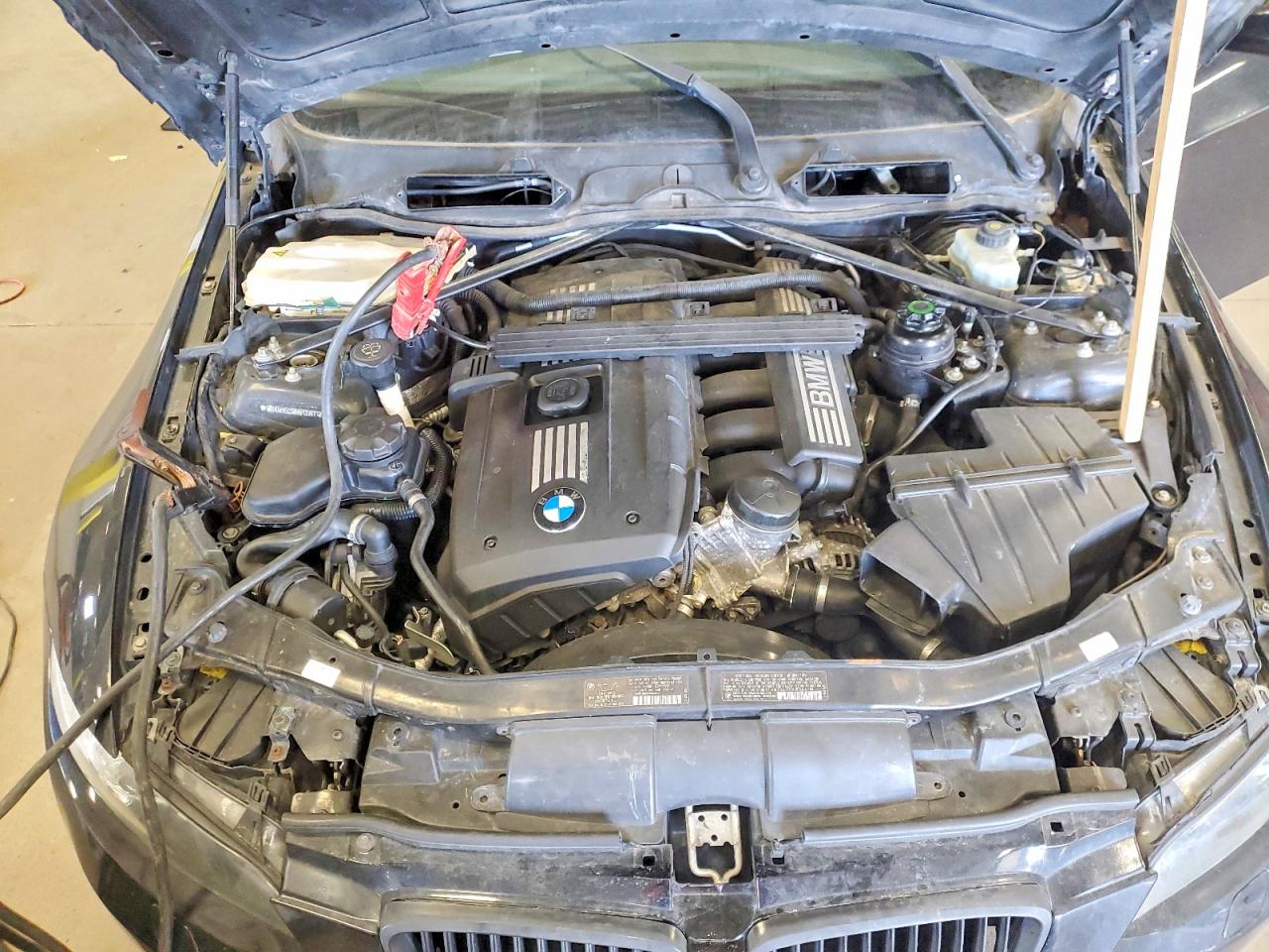 2010 BMW 3 SERIES