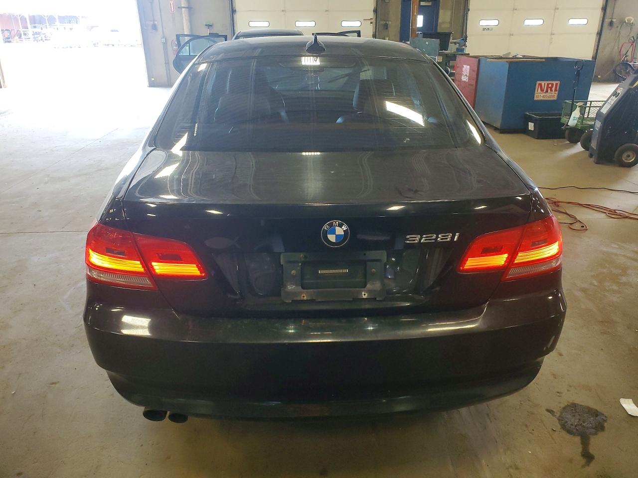 2010 BMW 3 SERIES
