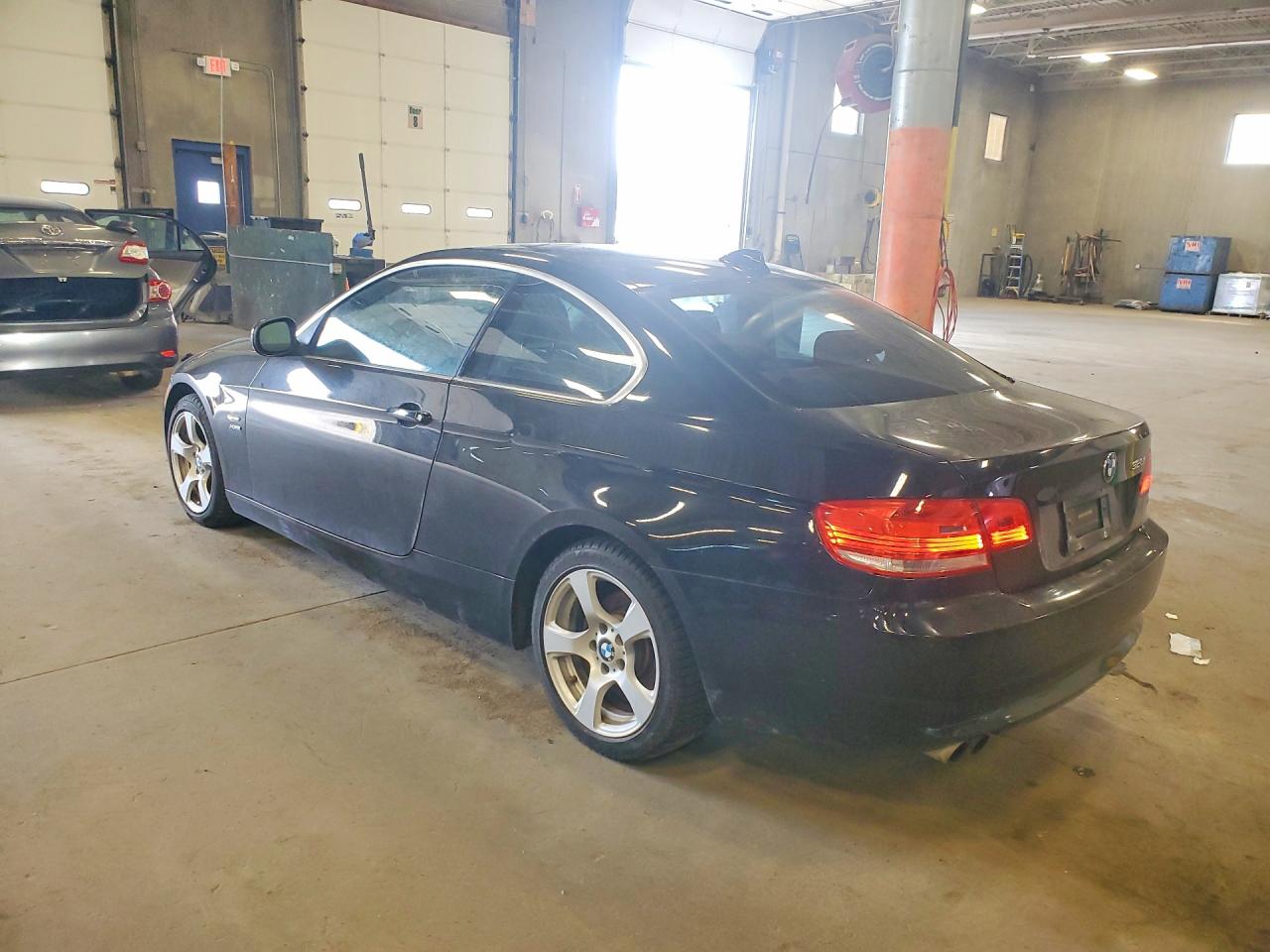 2010 BMW 3 SERIES