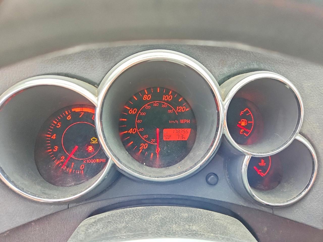 2003 PONTIAC VIBE