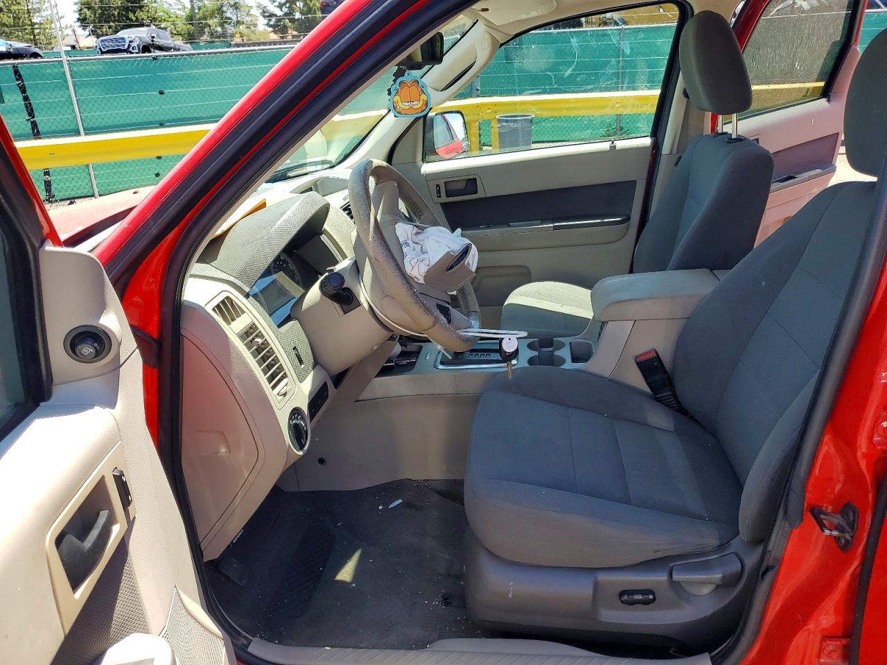 2009 FORD ESCAPE