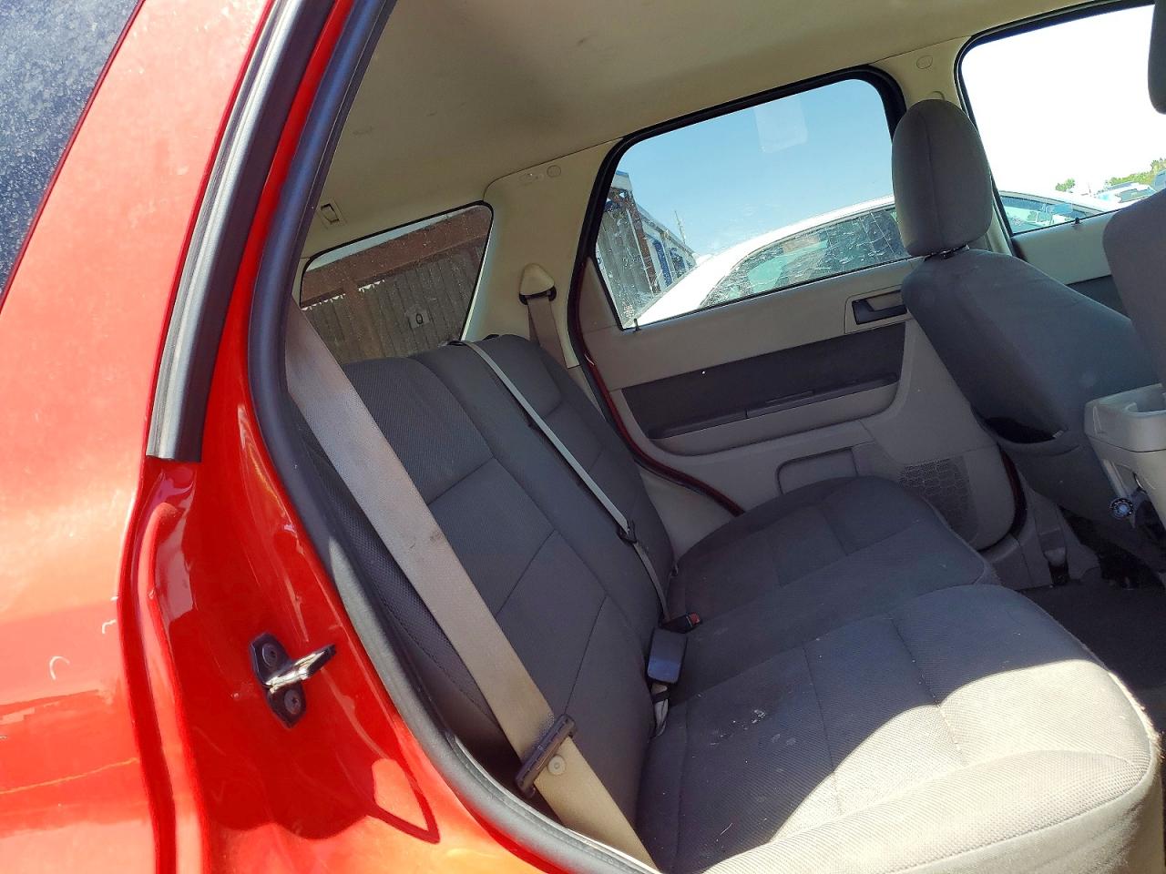 2009 FORD ESCAPE