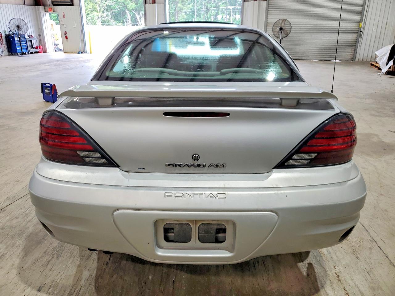 2004 PONTIAC GRANDAM