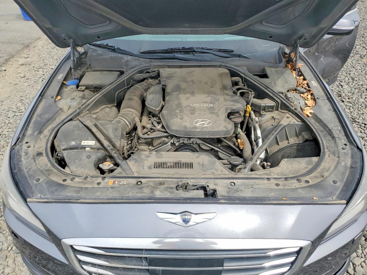 2016 HYUNDAI GENESIS