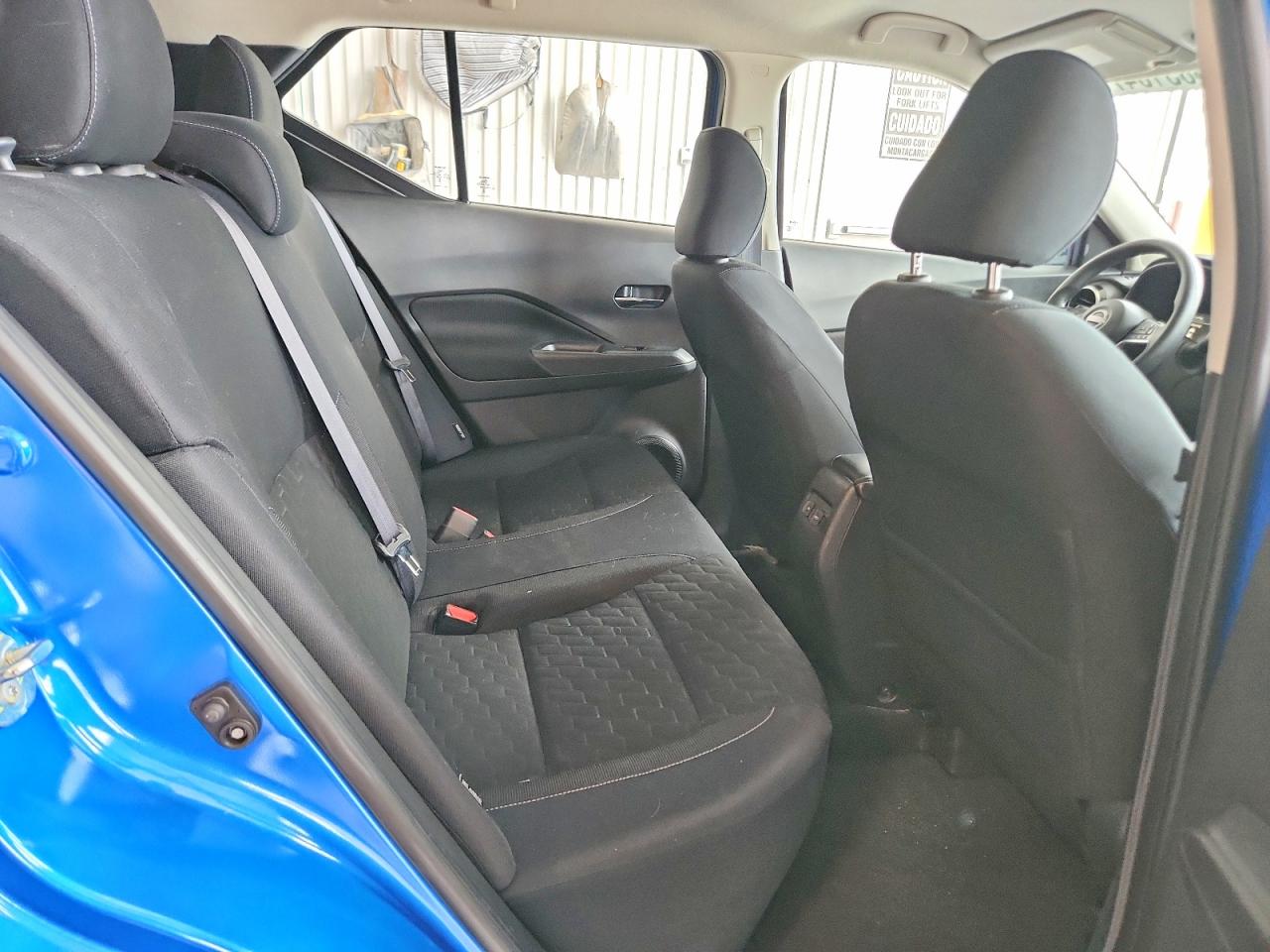 2023 NISSAN KICKS