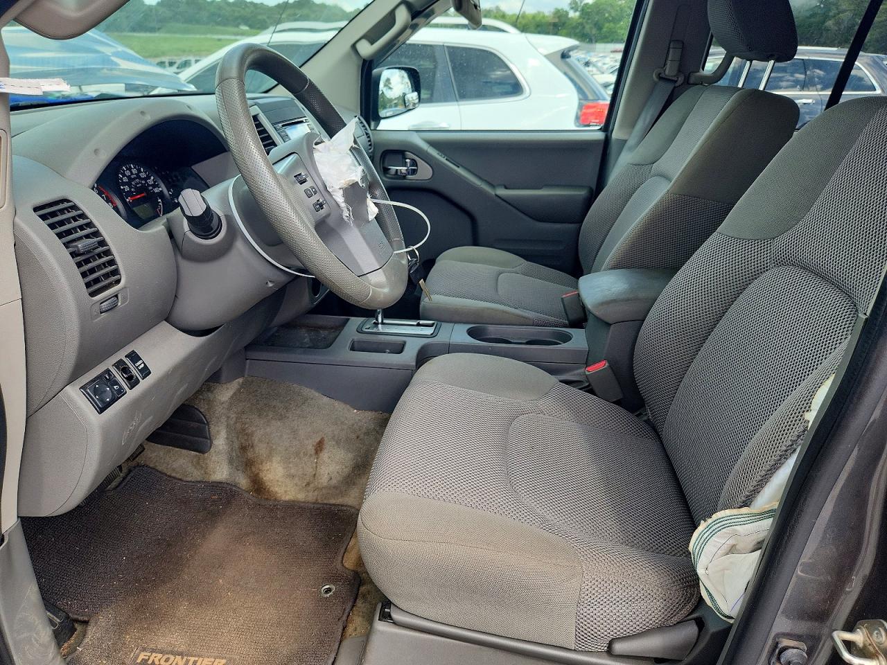 2016 NISSAN FRONTIER