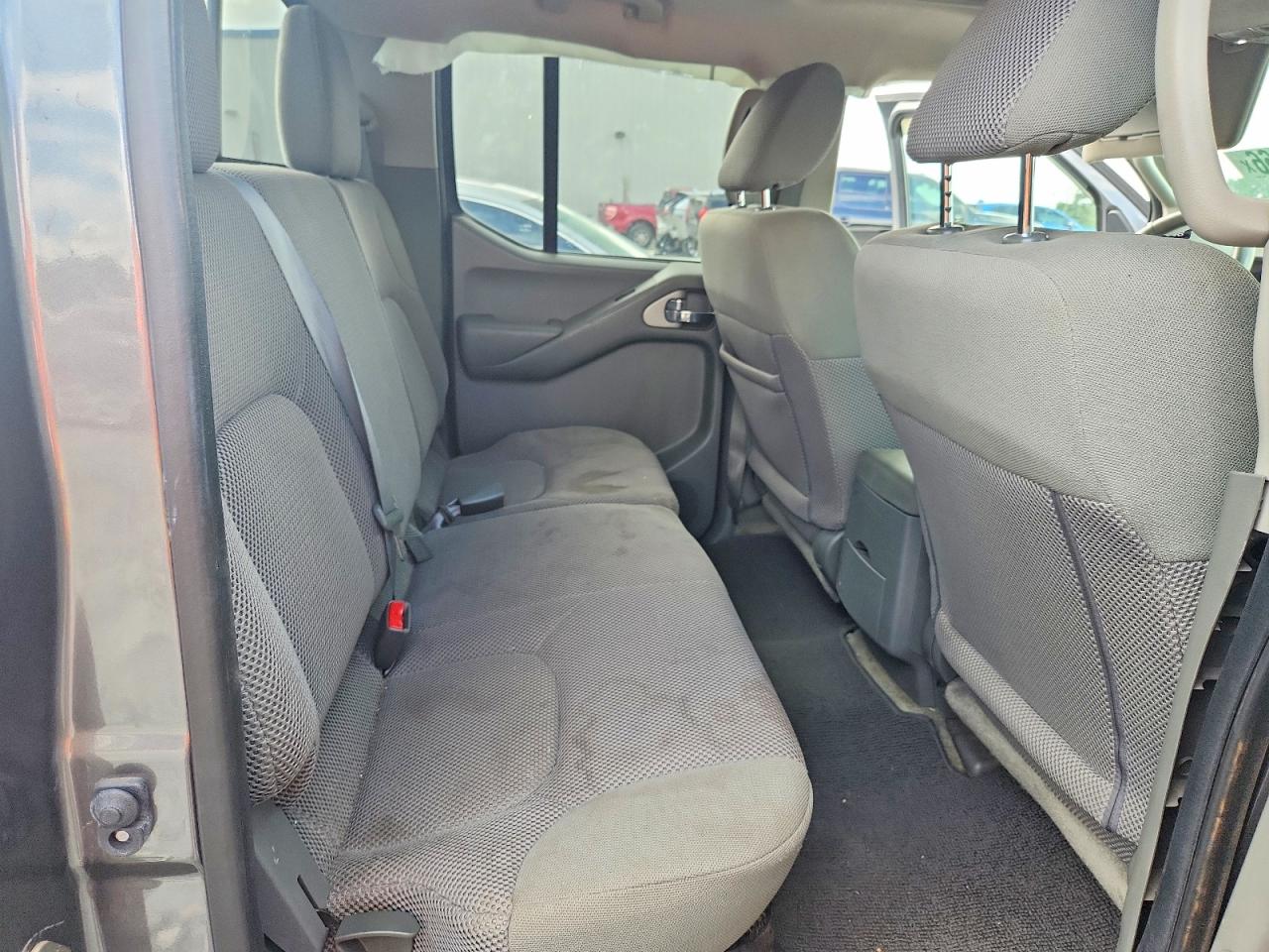 2016 NISSAN FRONTIER