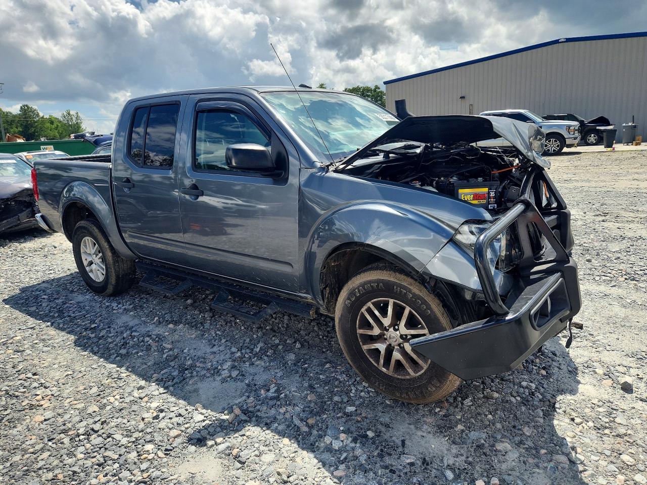 2016 NISSAN FRONTIER