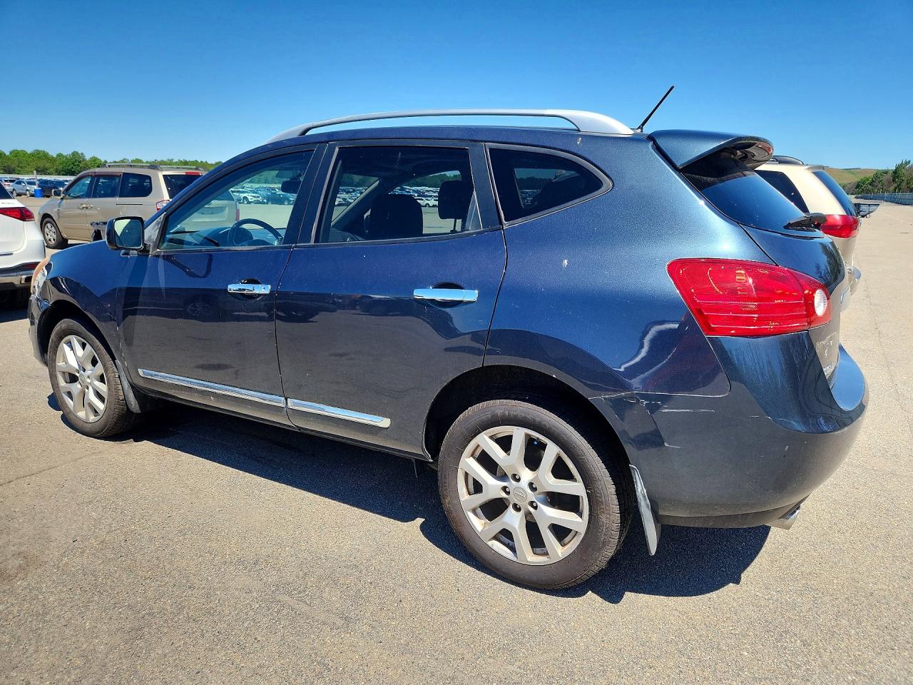 2013 NISSAN ROGUE