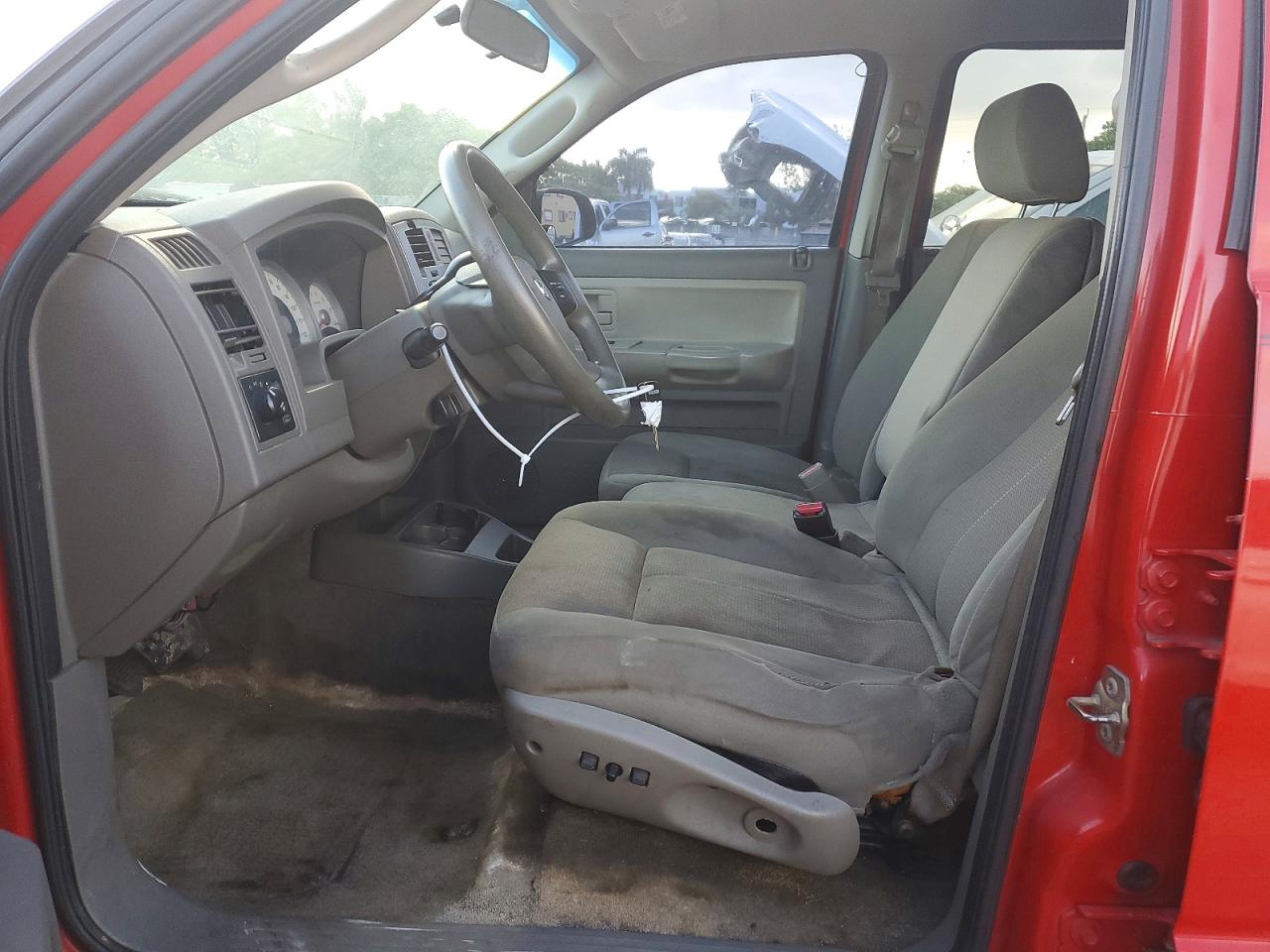 2006 DODGE DAKOTA