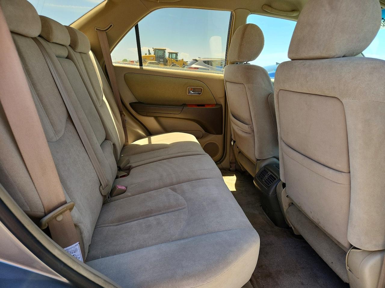 2001 LEXUS RX300