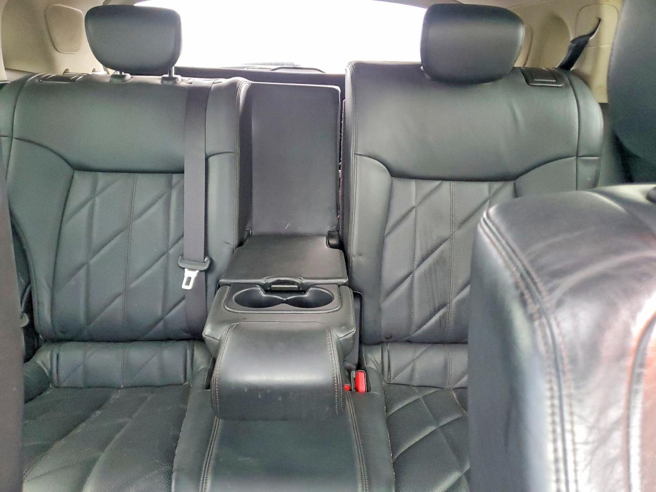 2010 INFINITI FX50