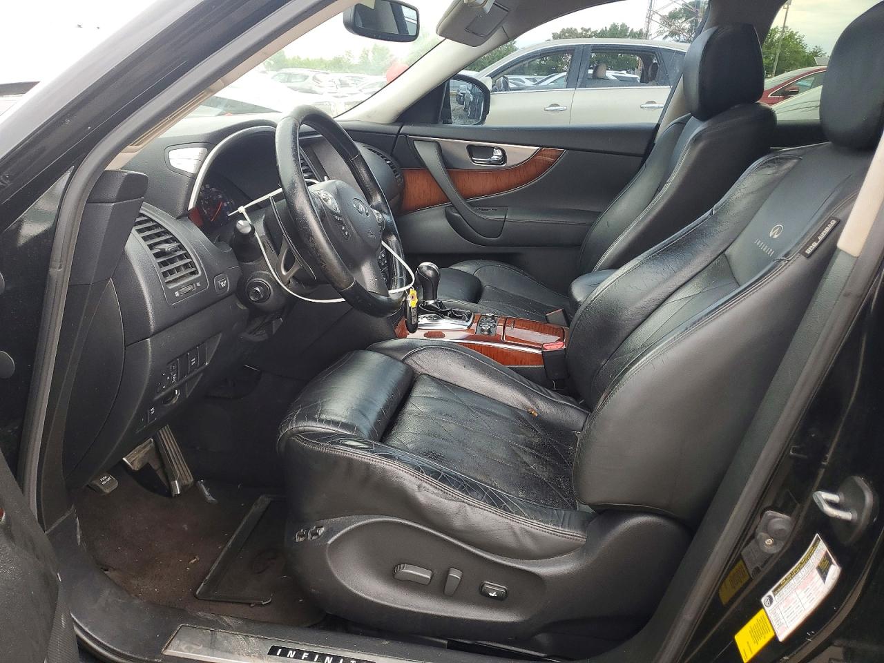 2010 INFINITI FX50