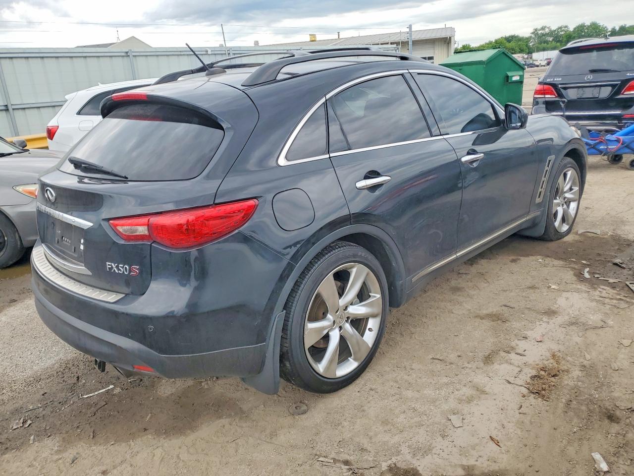 2010 INFINITI FX50