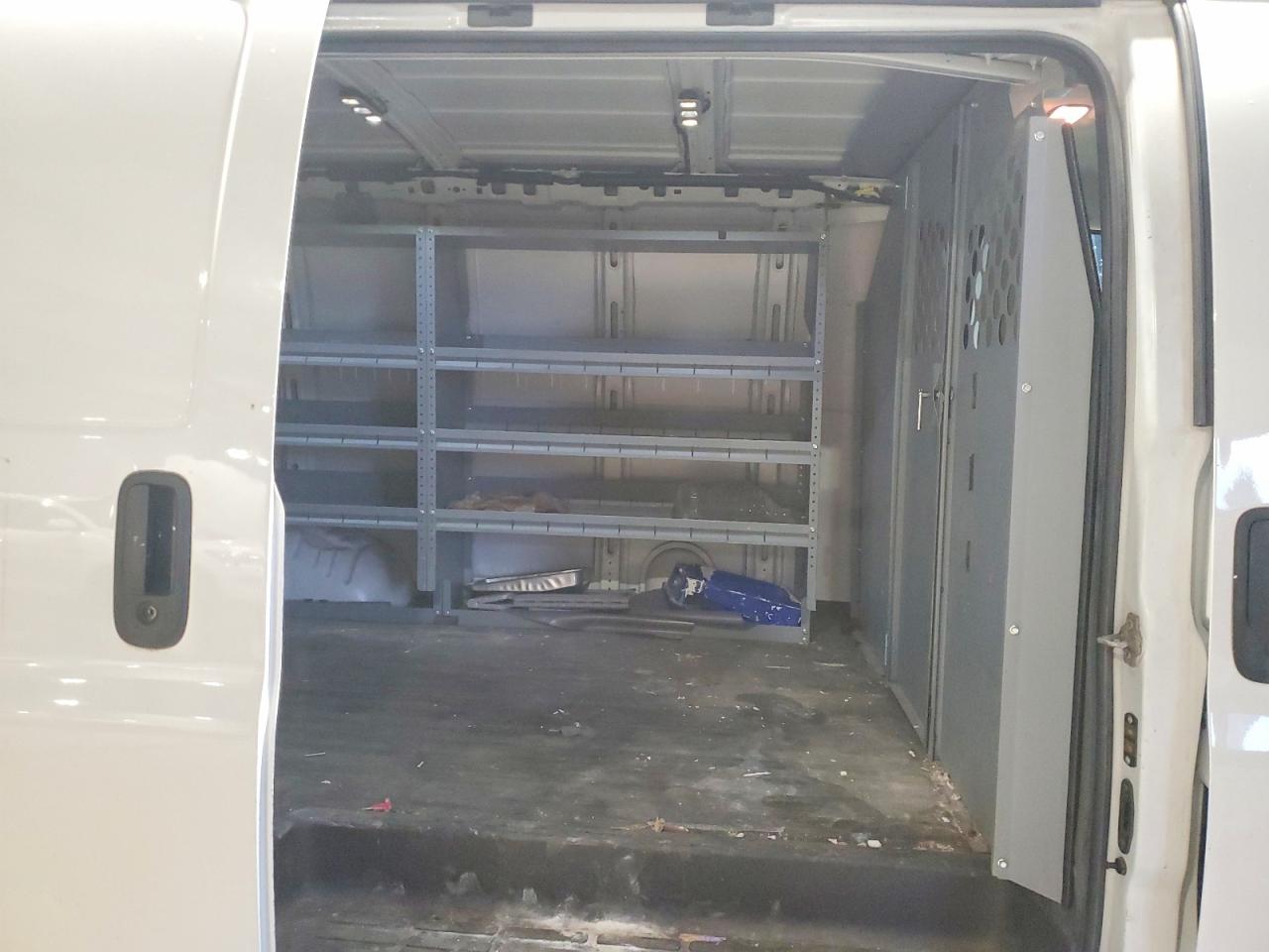 2017 CHEVROLET EXPRESS