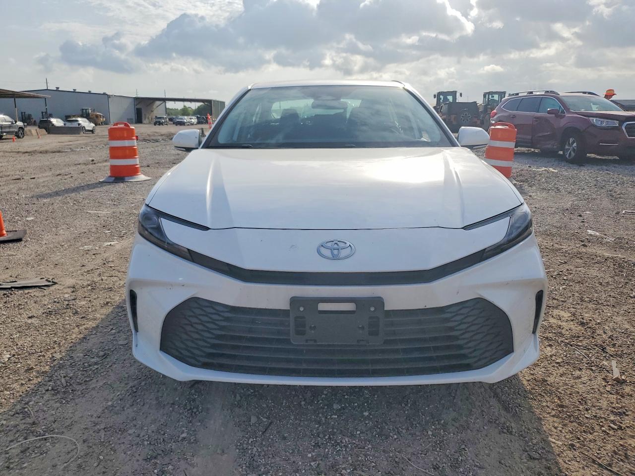 2025 TOYOTA CAMRY