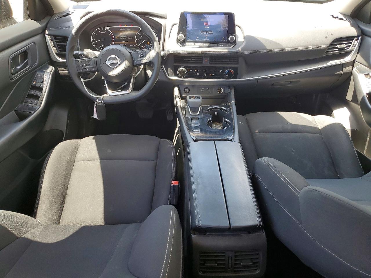 2024 NISSAN ROGUE