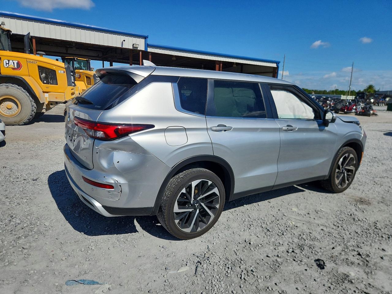 2024 MITSUBISHI OUTLANDER