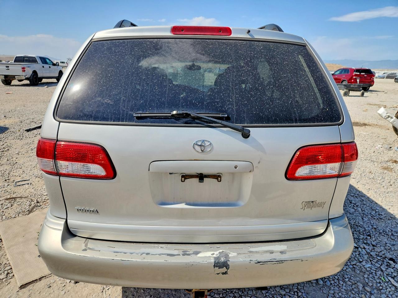 2003 TOYOTA SIENNA