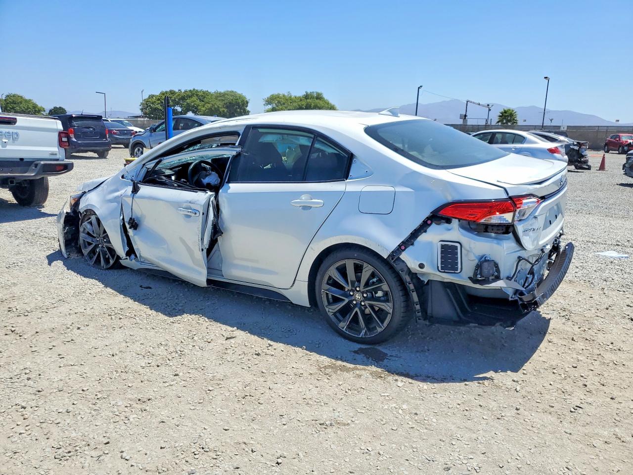 2026 TOYOTA COROLLA