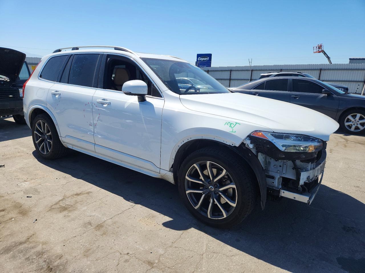 2018 VOLVO XC90