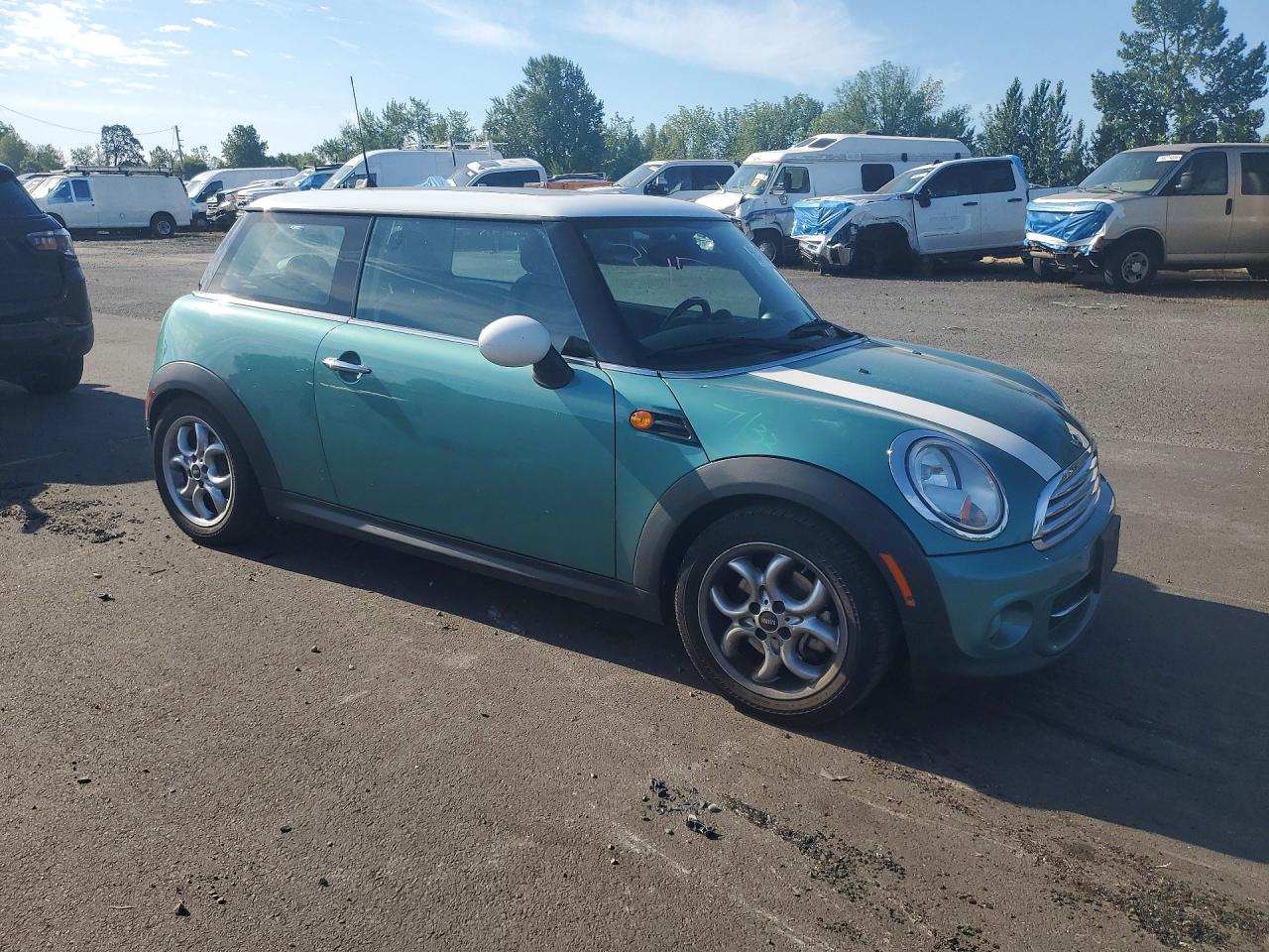 2012 MINI COOPER