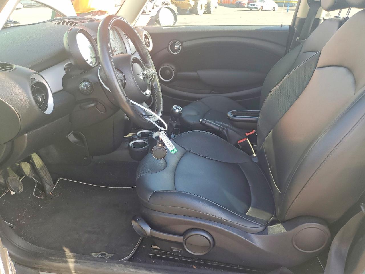2012 MINI COOPER