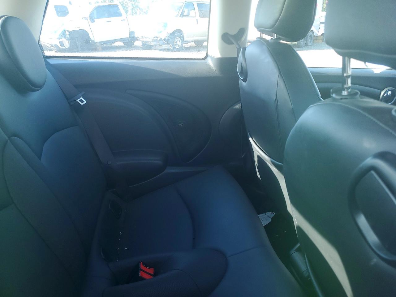 2012 MINI COOPER