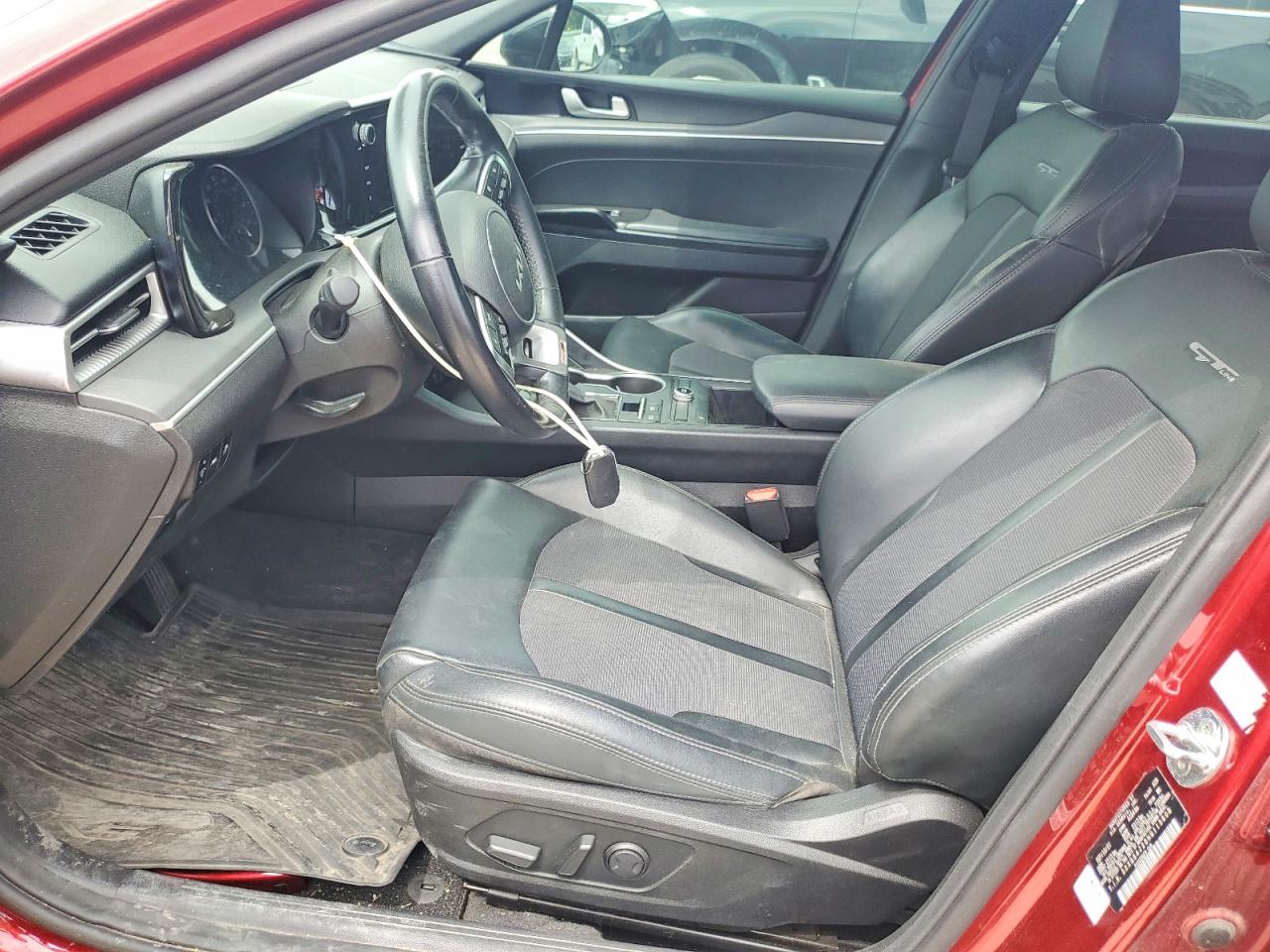 2022 KIA K5