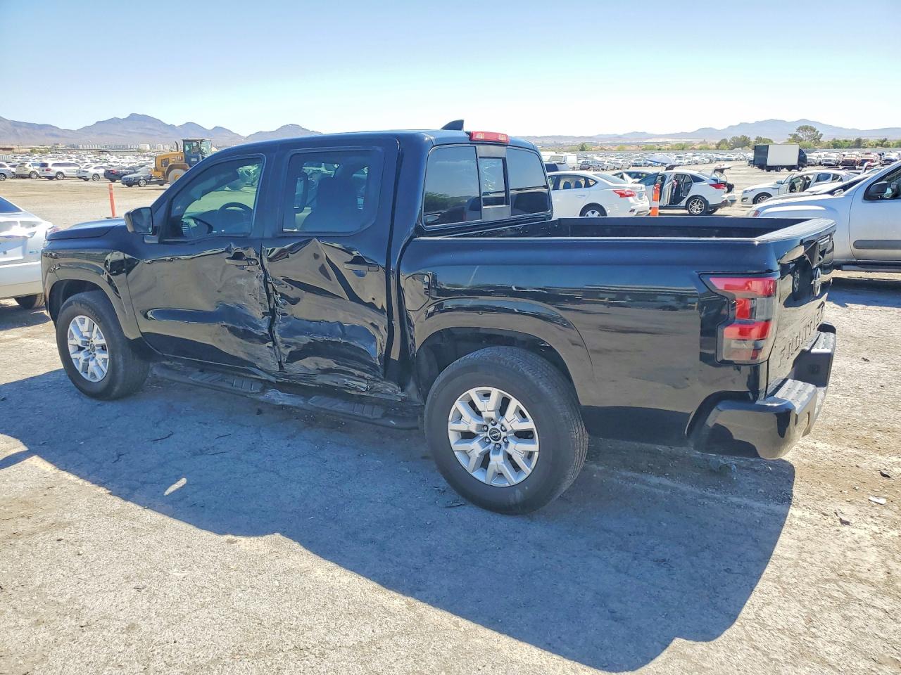 2022 NISSAN FRONTIER