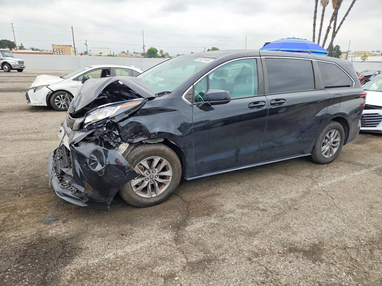 2022 TOYOTA SIENNA