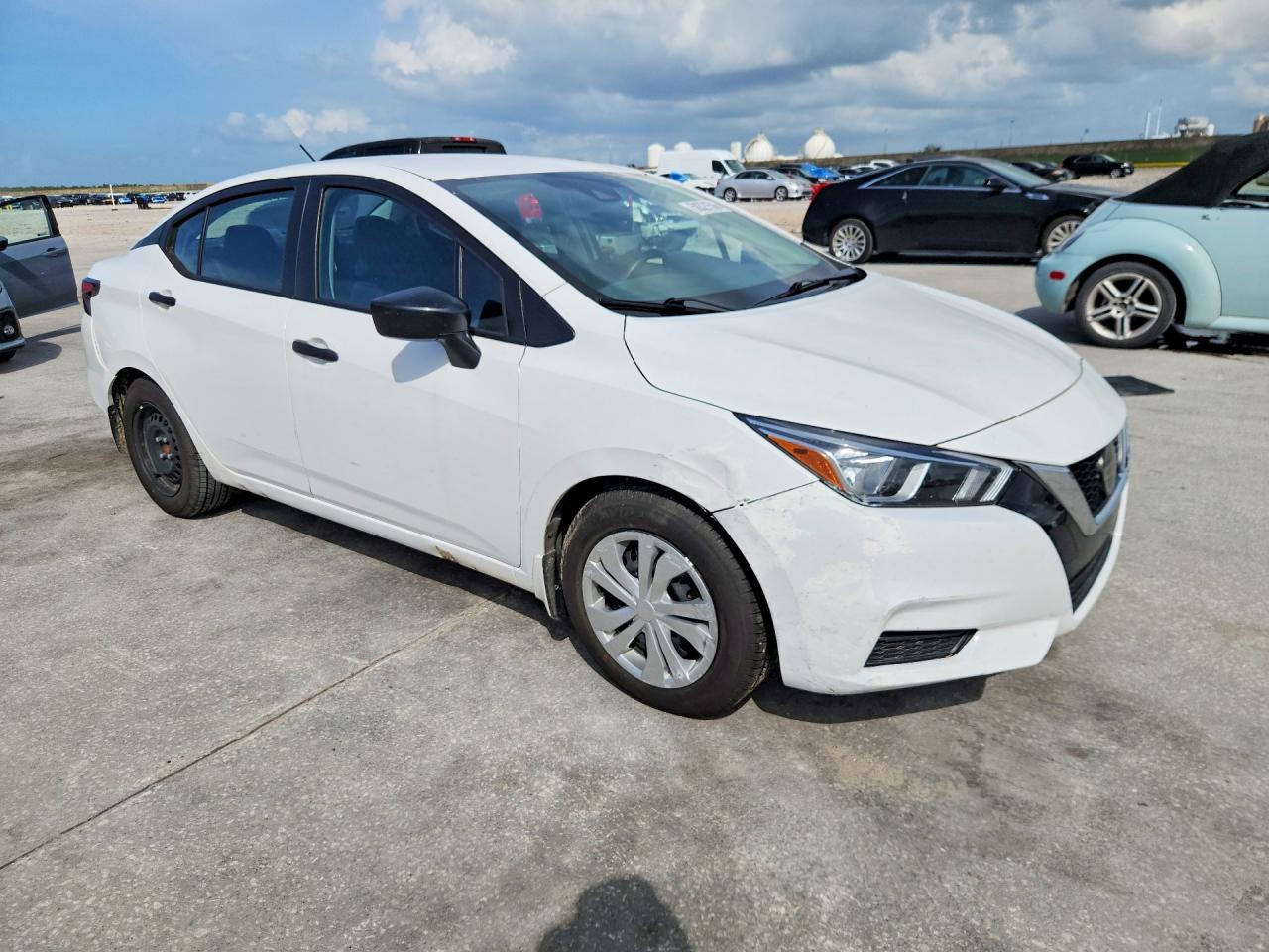 2021 NISSAN VERSA