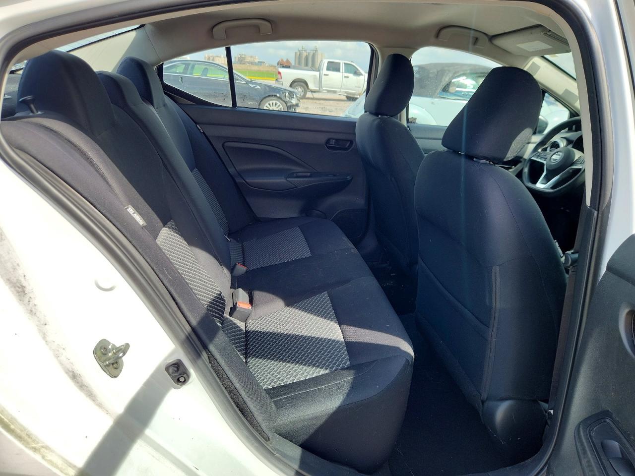2021 NISSAN VERSA