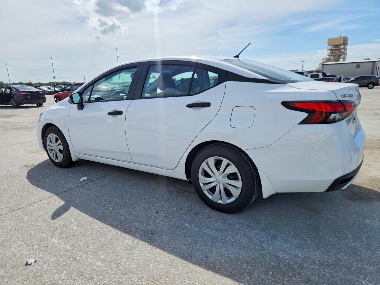 2021 NISSAN VERSA