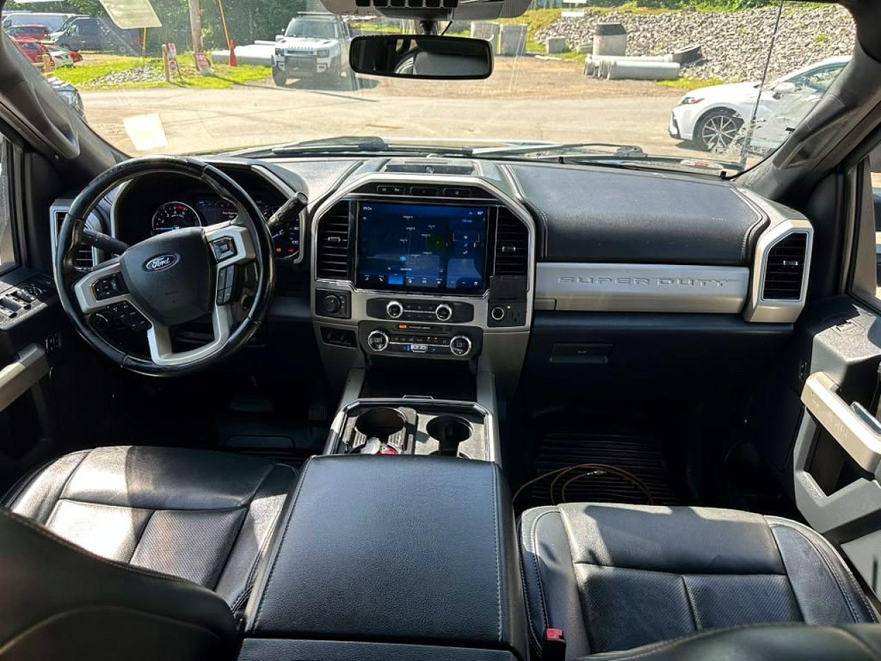 2022 FORD F550