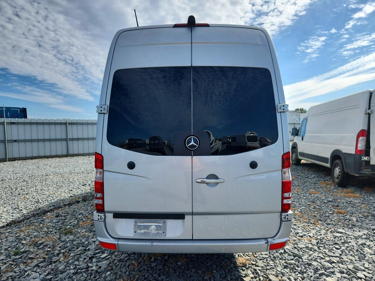 2015 MERCEDES-BENZ SPRINTER