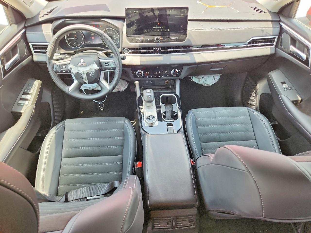 2025 MITSUBISHI OUTLANDER