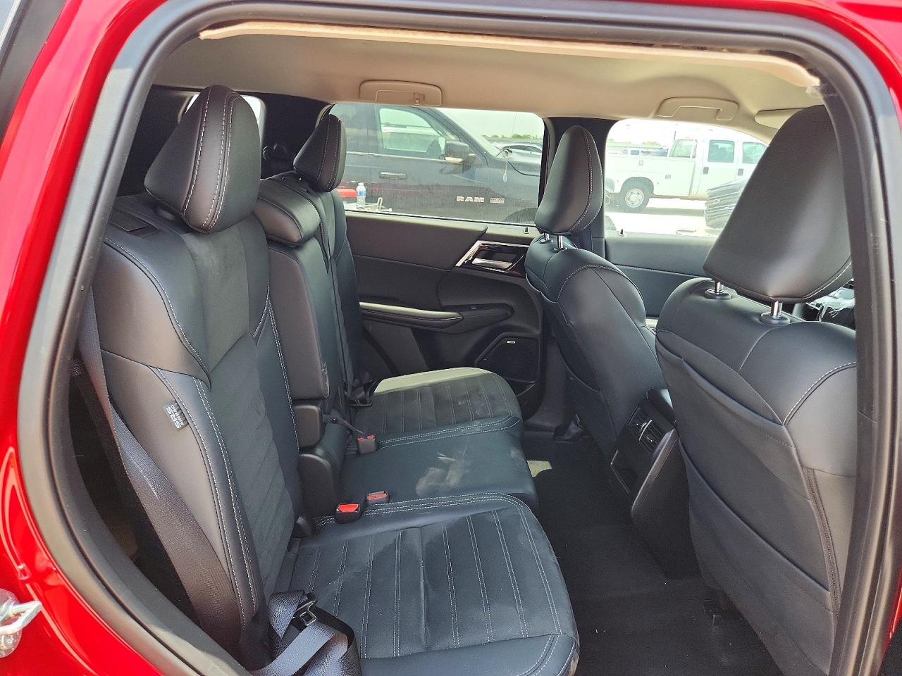 2025 MITSUBISHI OUTLANDER