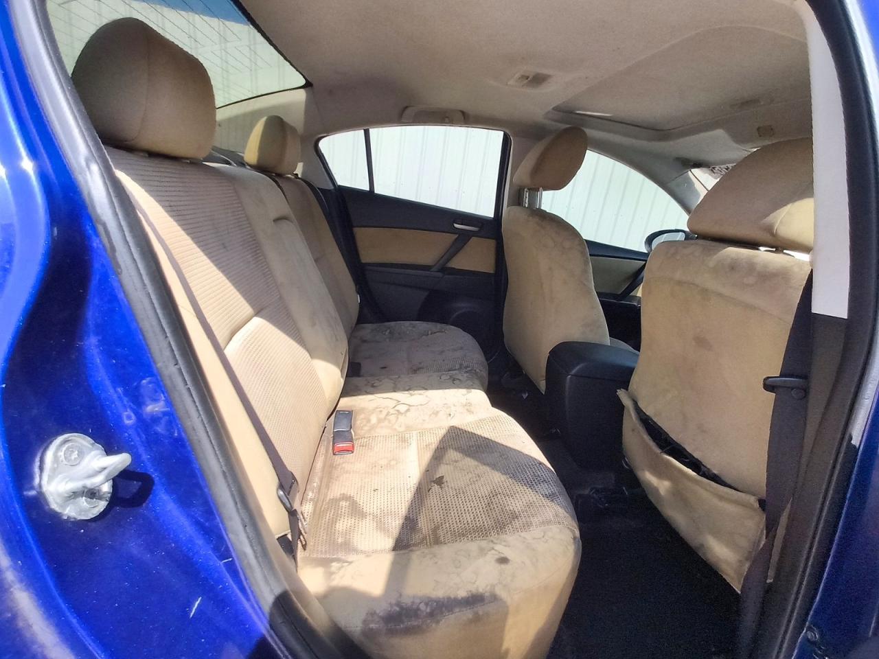 2012 MAZDA 3