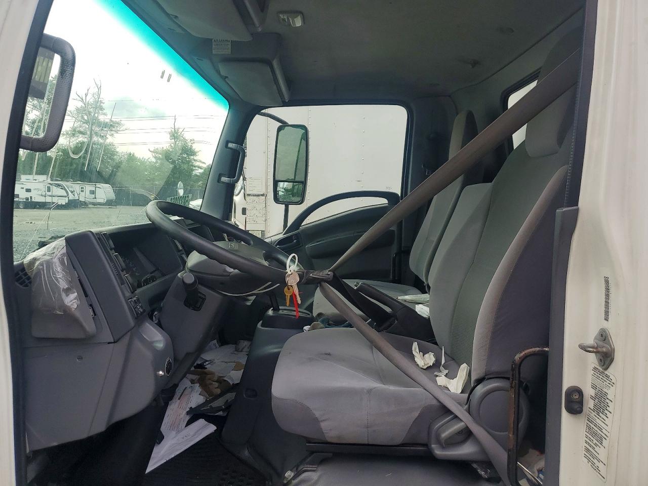 2016 ISUZU NPR