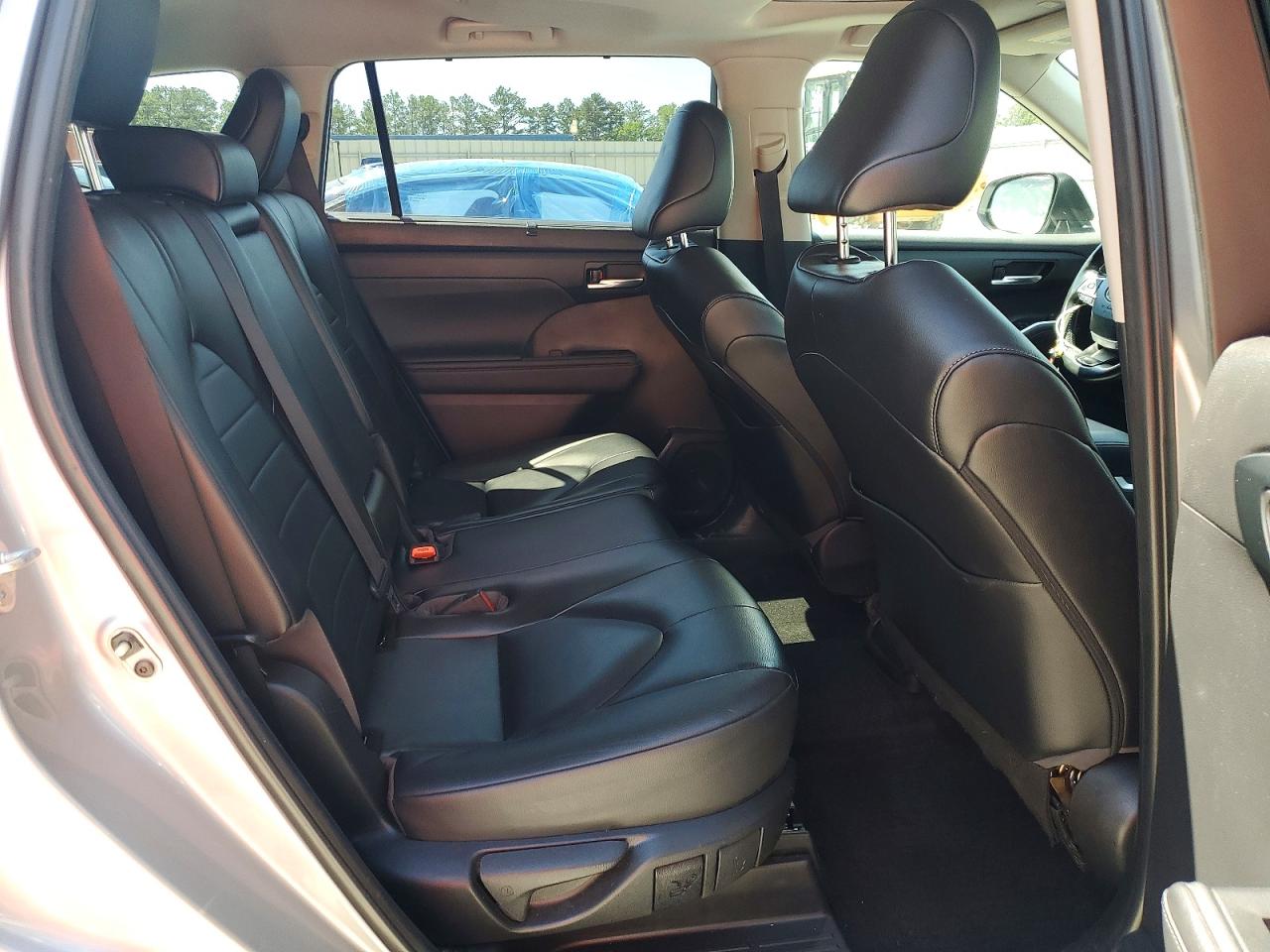 2023 TOYOTA HIGHLANDER