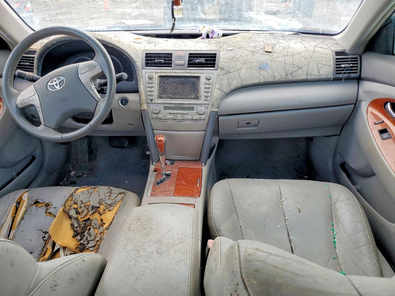 2011 TOYOTA CAMRY