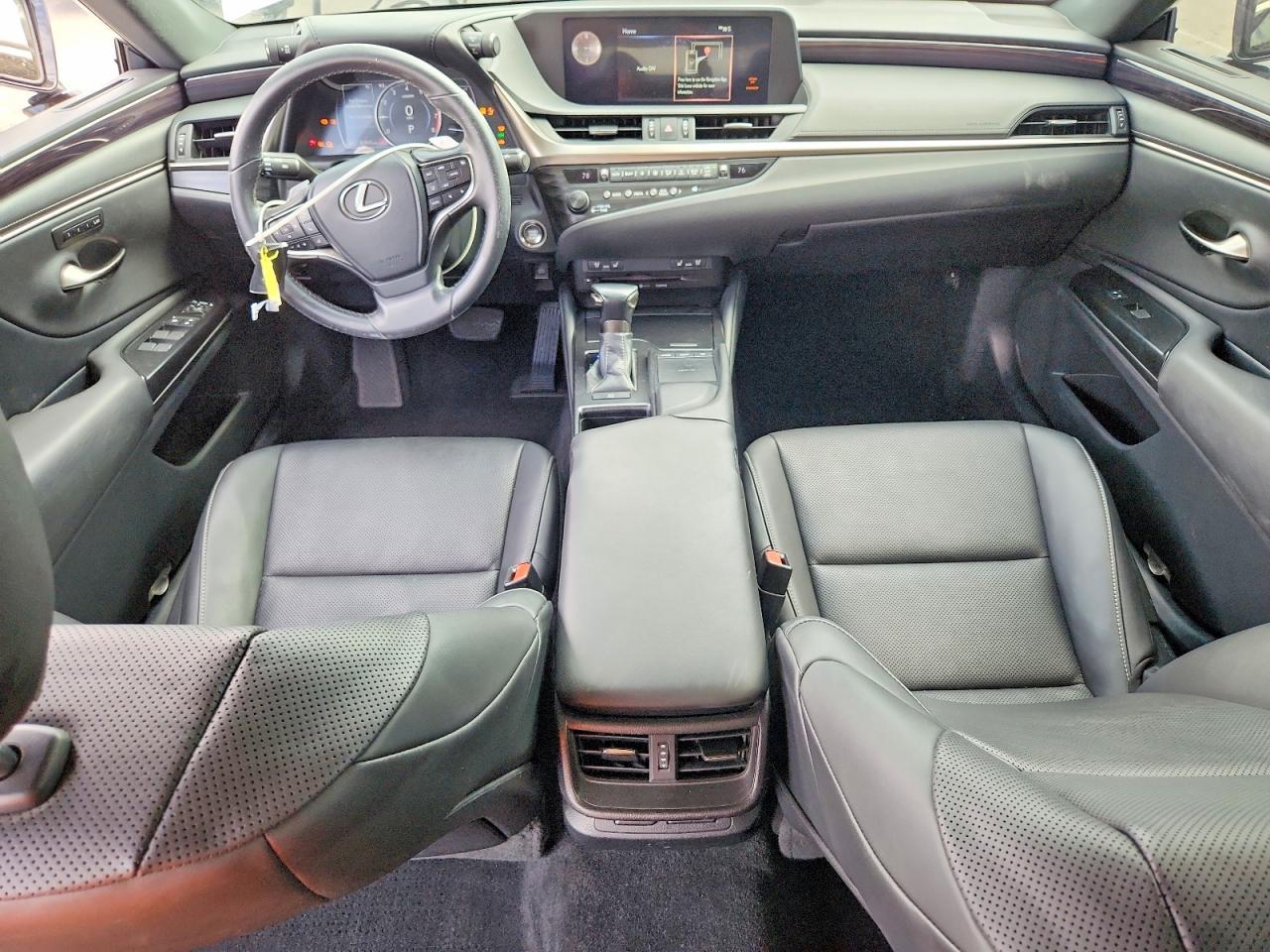 2020 LEXUS ES350