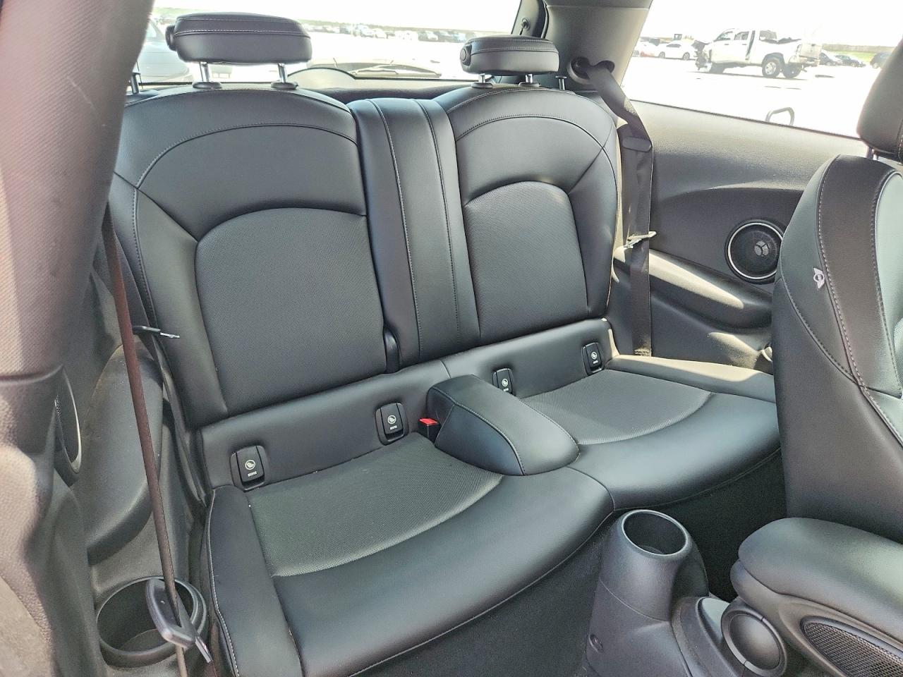 2015 MINI COOPER