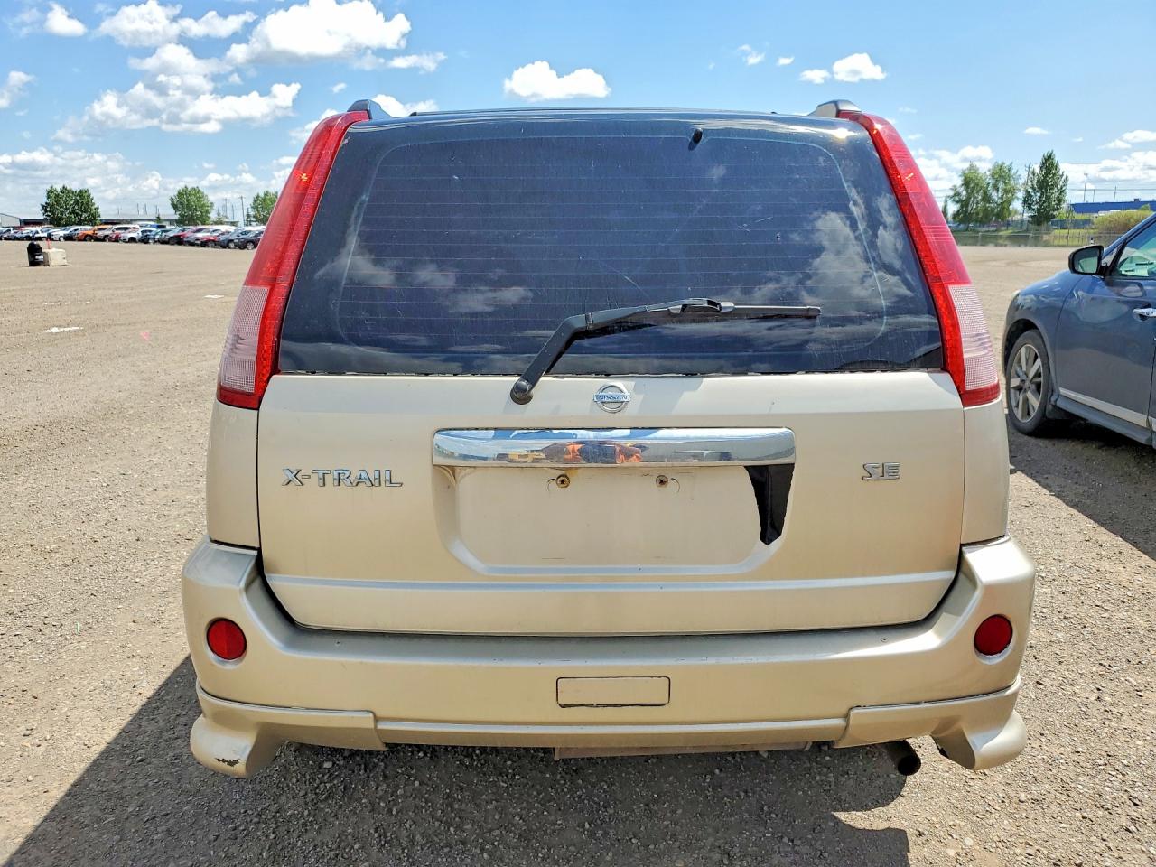 2006 NISSAN X-TRAIL