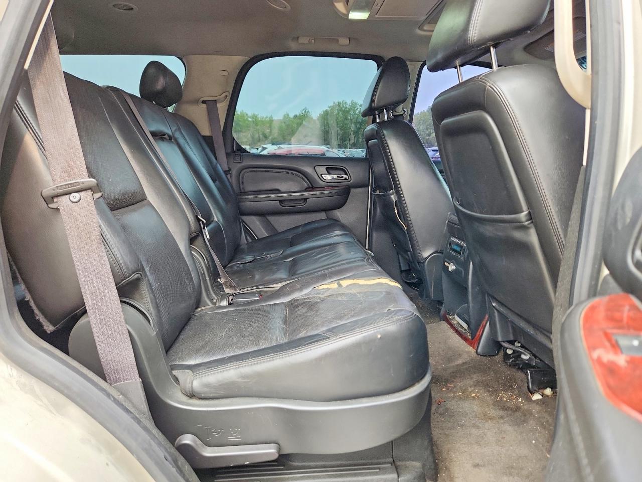2009 CADILLAC ESCALADE