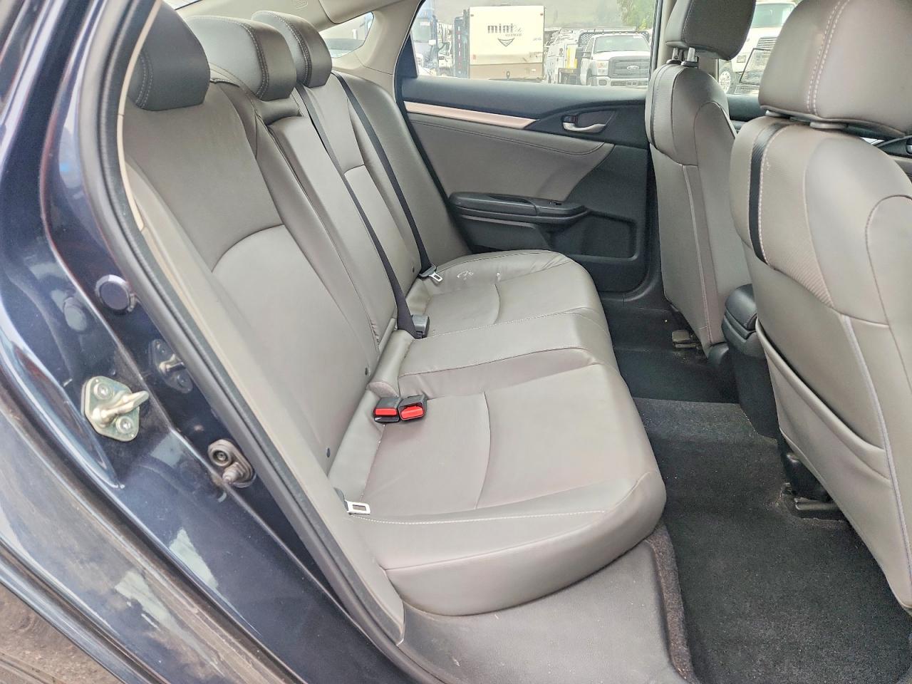 2016 HONDA CIVIC