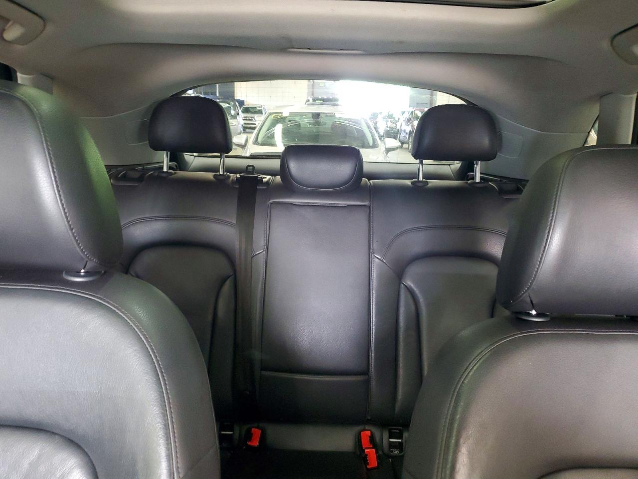 2015 AUDI Q3