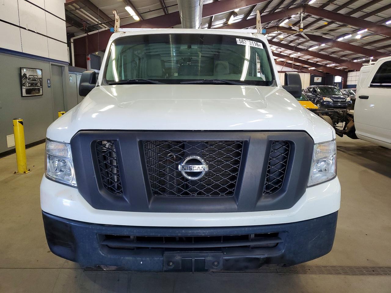 2015 NISSAN NV