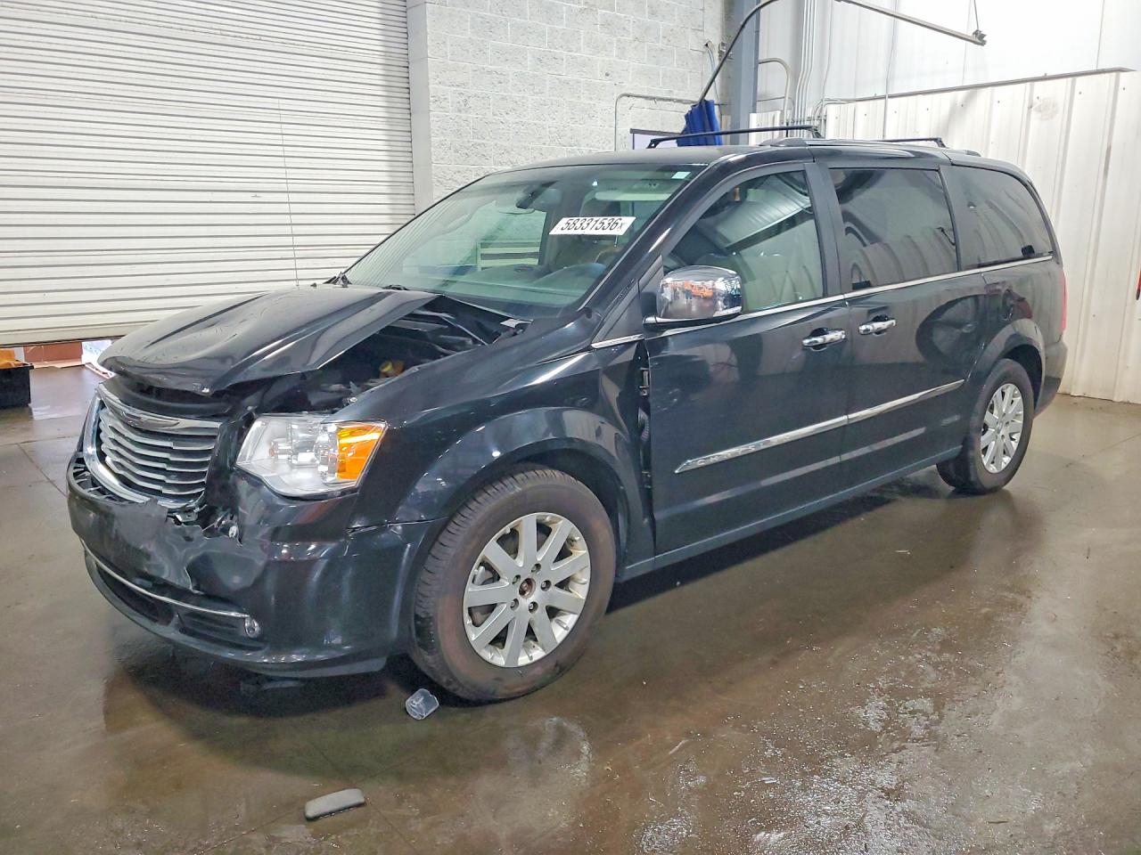 2016 CHRYSLER MINIVAN